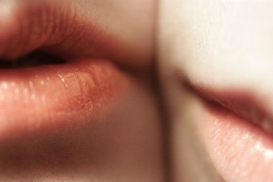 分光測色儀測試頜麵填充假體顏色的一致性